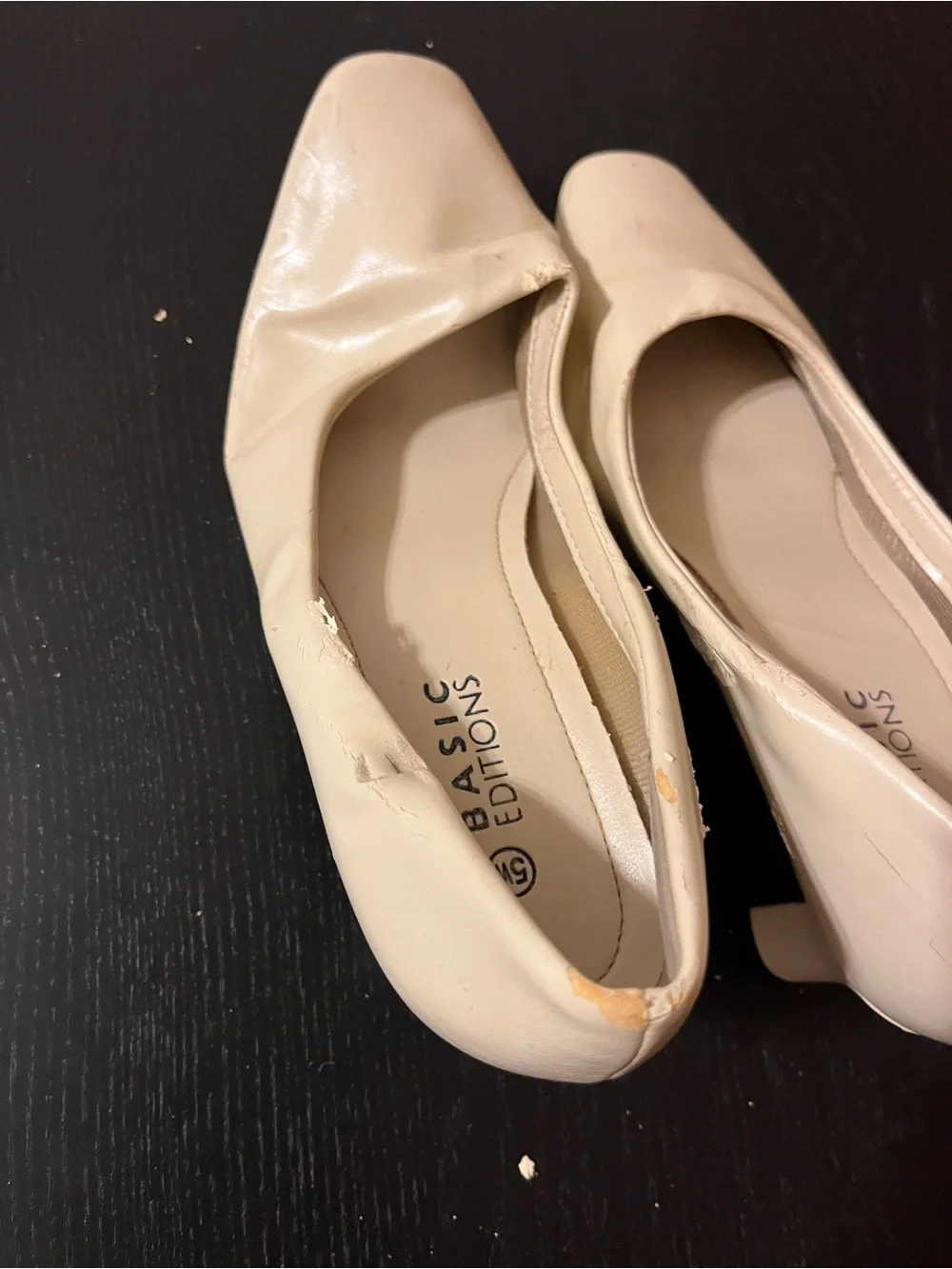 Basic Editions Beige Cream Kitten Heels Pumps Slip On Shoes Size 5W Wide